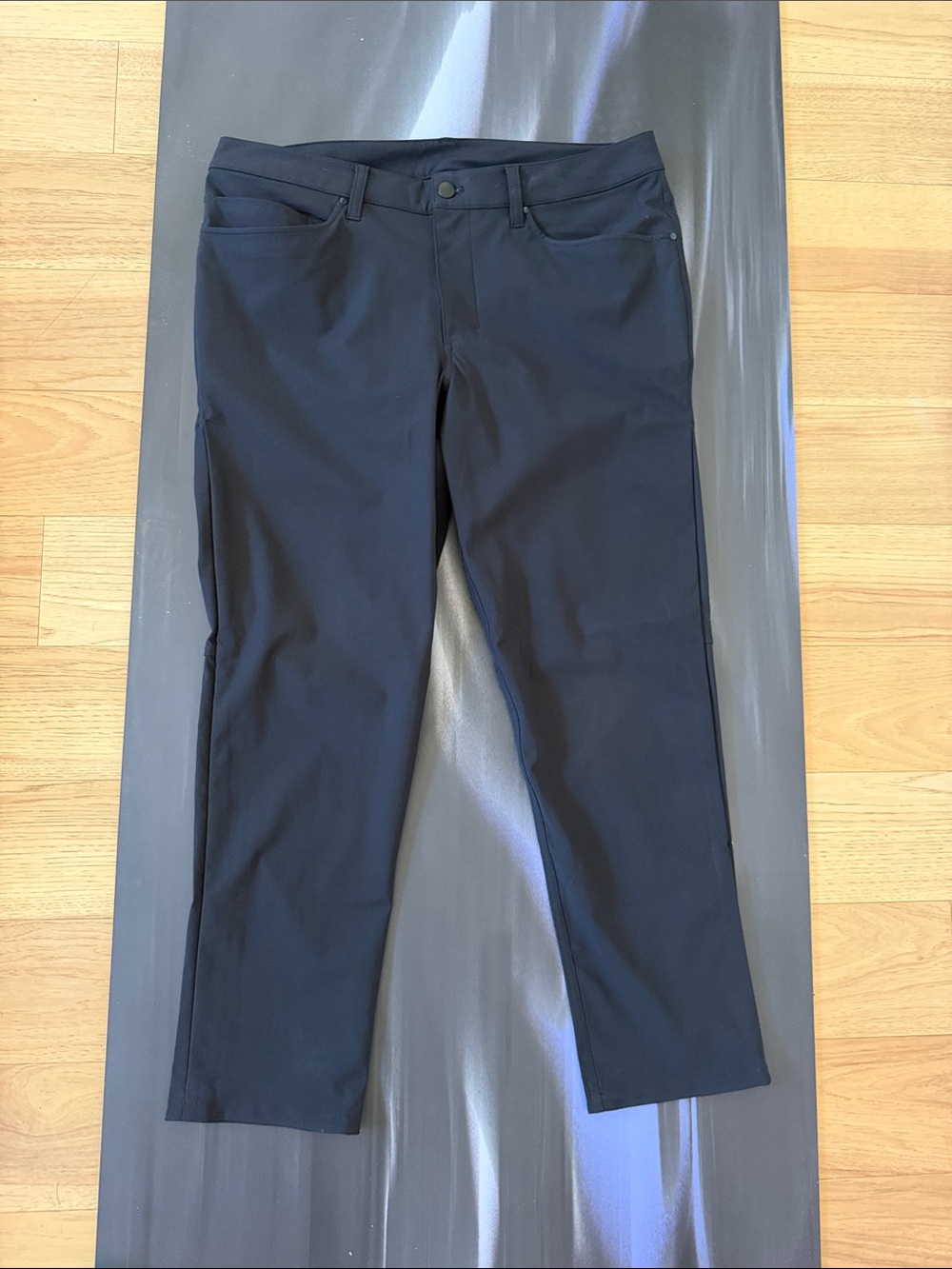 lululemon athletica Men's Black Performance Joggers